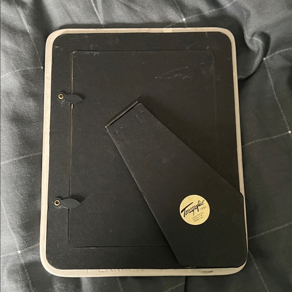 Charming Floral Accent Picture Frame - Picture 2 of 4